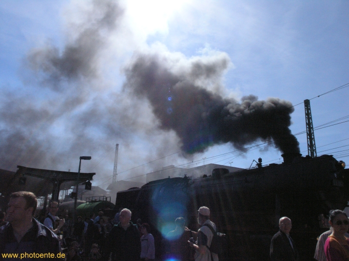 Dampflokomotive im Bahnhof